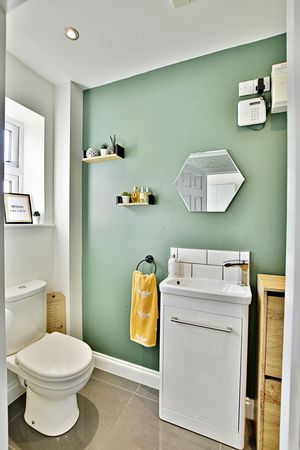 Photo 6- click for photo gallery